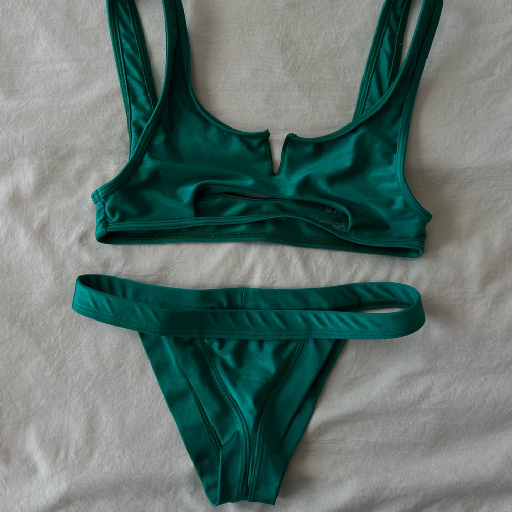 Frankie’s Bikini